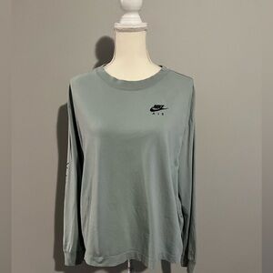 Nike Air Shirt Womens XL  Green Long Sleeve Boxy Tee